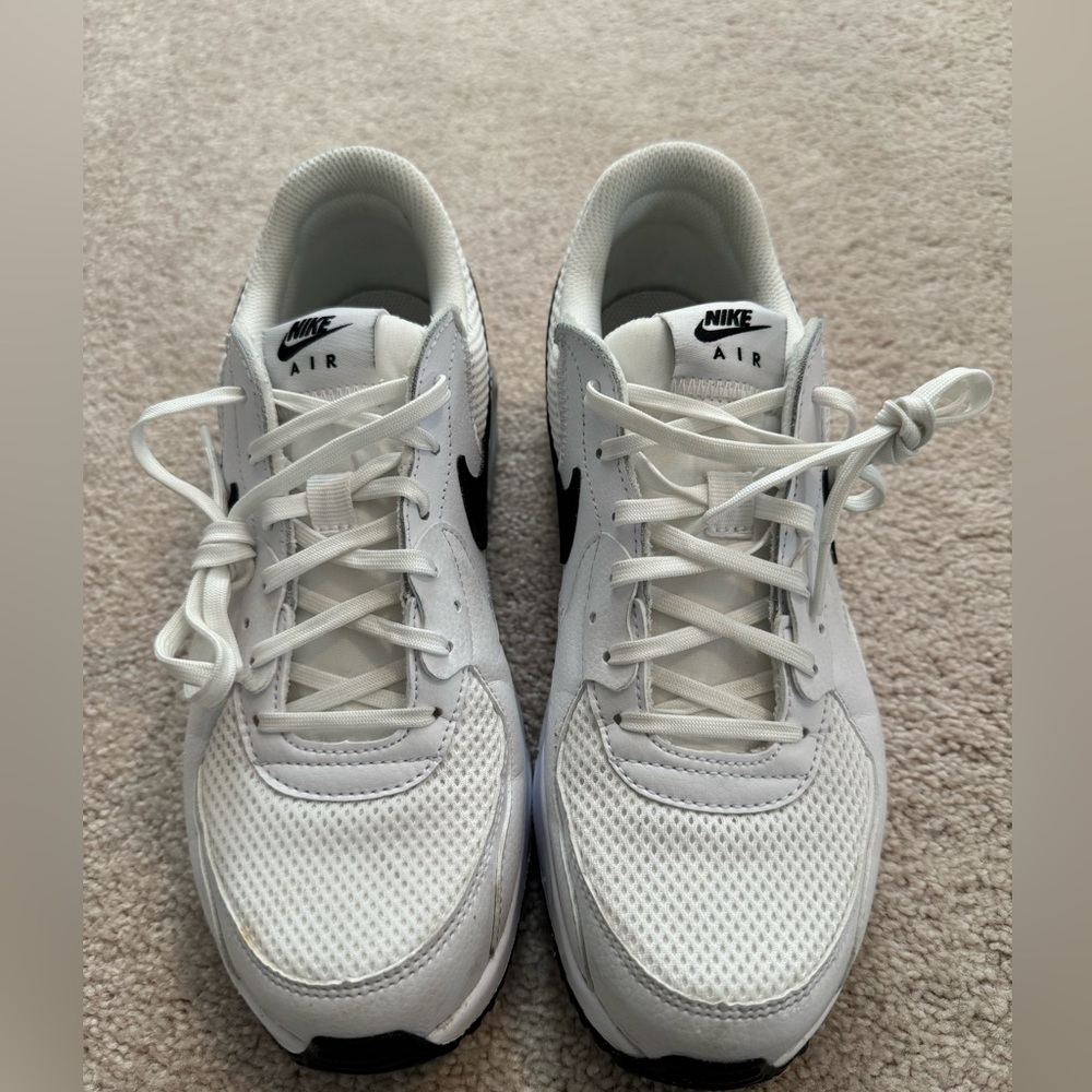 Nike Air Max Excee Sneaker - Size 9